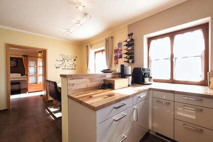 Haus zum Kaufen in Tittmoning 889.000,00 € 301 m²