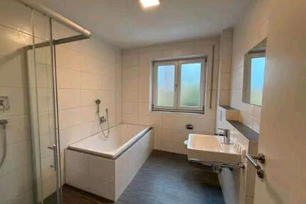 1 MÖBLIERTES ZIMMER IN WG SAUBER & ZENTRAL - Augsburg Pfersee