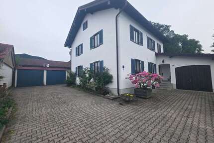 Haus zum Kaufen in Frasdorf 680.000,00 € 173 m²