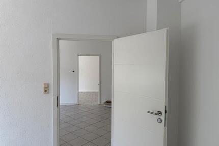 sanierte Erdgeschoß Wohnung mit viel Tageslicht- Stadtnah - Bebra
