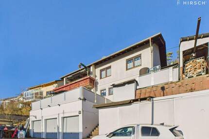 Einfamilienhaus mit Einliegerwohnung + 3 Garagen, Panoramablick & Ausbaupotenzial im Dachgeschoss! (Kopie) - Nagold Emmingen