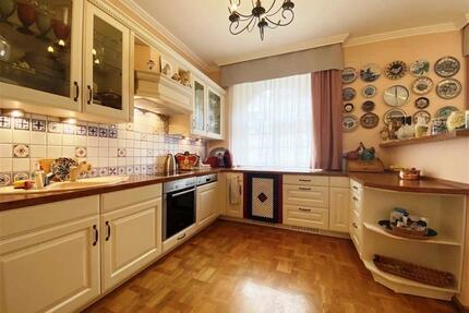 Eigennutzung oder Kapitalanlage – 4-Zimmer-Altbauwohnung - Baden-Baden