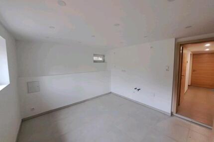 Wohnung (ZKB) - neu renoviert - Regensburg Pfaffenstein