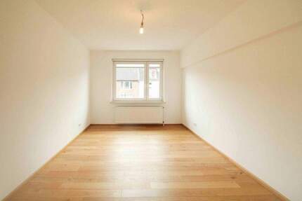 Urban leben und genießen: 3 Zimmer Wohnung mit Balkon in Düsseldorf-Bilk