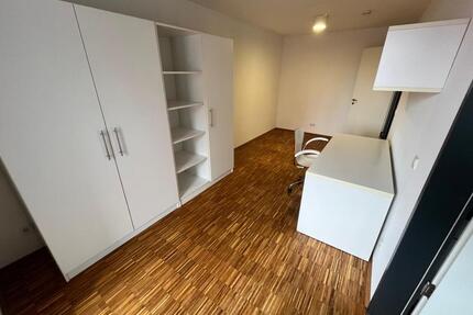 Möbliertes WG-Zimmer in Hochschulnähe - Idstein