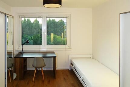 Zimmer in ruhiger WG, in grüner Lage (PLZ 13057 Berlin).