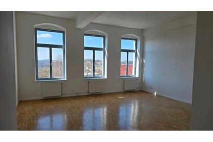 Helle und großzügige 4-Raum Wohnung in Bannewitz in Autobahnnähe!