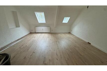 WG-Zimmer in heller, renovierter 80qm Wohnung in Dudweiler - Saarbrücken