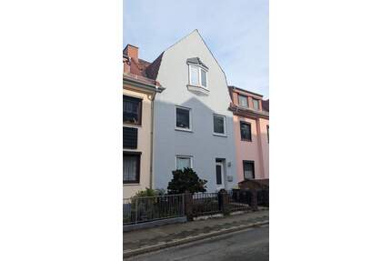 ## 2 Familienhaus, Nähe UNI, ruhige Lage, EBK, DU Bad, Balkon Garten ## - Bremen Osterfeuerberg