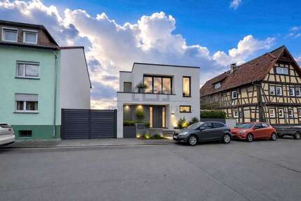 Haus zum Kaufen in Kelsterbach 360.000,00 € 175 m²