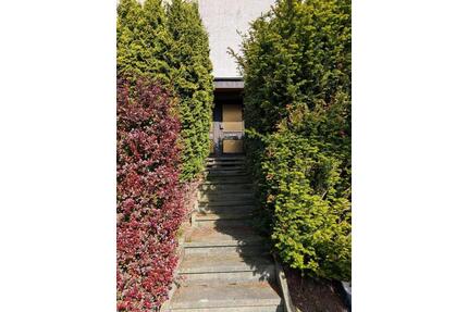 Haus im Grünen zu verkaufen. - 290.000,00&nbsp;EUR Kaufpreis, ca.&nbsp; 100,00&nbsp;m&sup2; in Möhnesee (PLZ: 59519)