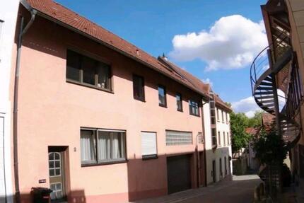 ❤️Zentrales Stadthaus, Mehrgenerationenhaus, großes Haus❤️ - Eppingen