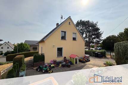 Haus zum Kaufen in Mechernich Holzheim 145.000,00 € 90.76 m² - Mechernich / Holzheim