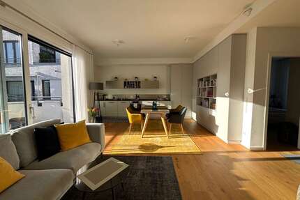 Wohnung zum Mieten in Düsseldorf 1.400,00 € 74 m²