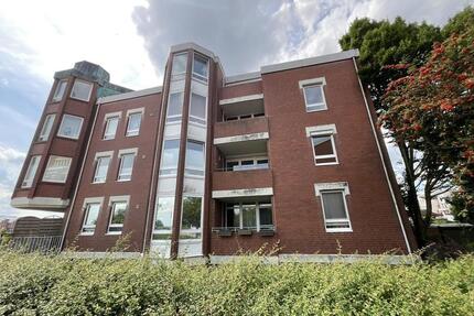Wohnen direkt am Wasser! Bereits modernisierte 3-ZKB-Balkonwohnung am Bontekai zu vermieten! - Wilhelmshaven