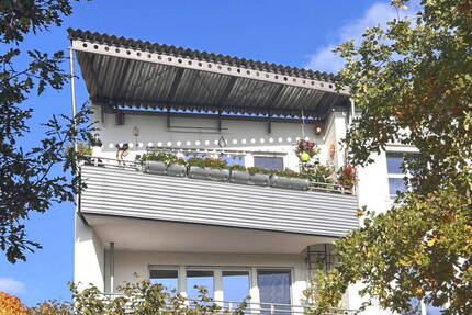 Familienfreundliche 4 Zimmer Wohnung in exklusiver Lage von München Trudering - München - Trudering Trudering-Riem