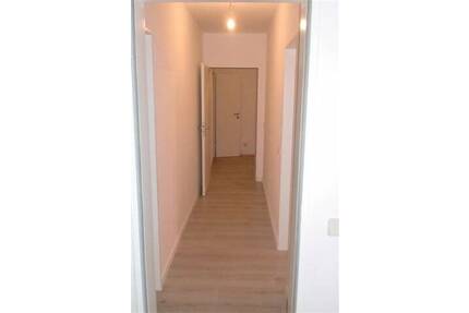 Großzügige 3-Zimmer-Wohnung mit Balkon, Gäste-WC & Garage - Herten Langenbochum