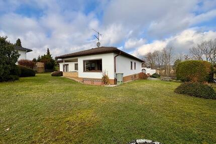 Bungalow mit Ausblick über den Gäuboden & 30 Min nach Regensburg - Bogen