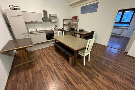 Große, teilmöblierte 3,5-Zimmer Wohnung zu vermieten, WG geeignet - Dasing