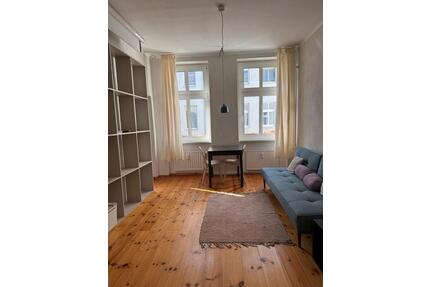 2 Zi möblierte Wohnung ab sofort ! - Berlin Mitte
