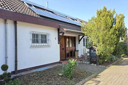 Haus zum Kaufen in Limburgerhof 695.000,00 € 175 m²