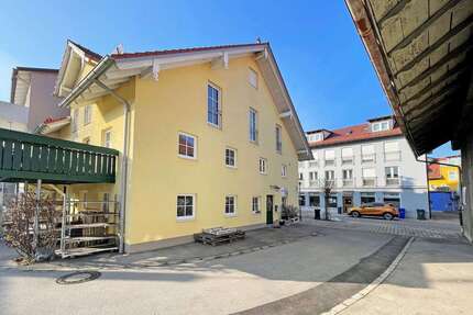 Haus zum Kaufen in Marktoberdorf 695.000,00 € 283.99 m²