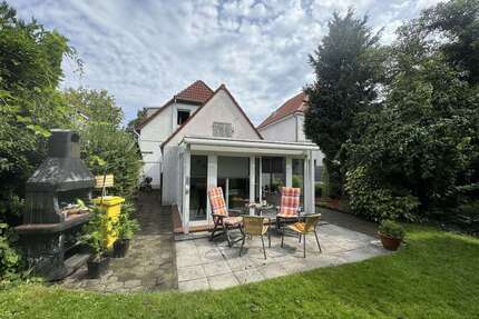 Haus zum Kaufen in Wilhelmshaven 149.000,00 € 140 m²