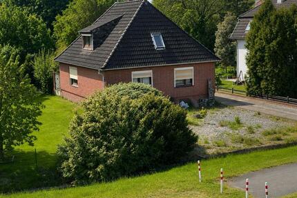 Einfamilienhaus mit viel Platz und Potenzial in Blexen - Nordenham