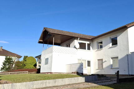 Großzügige 4-Zimmerwohnung in 2-Familienhaus im Stadtteil Bad Hersfeld-Petersberg