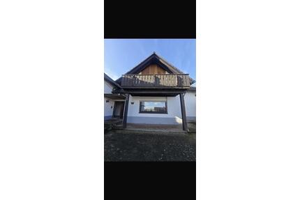 Einfamilienhaus - 1.750,00&nbsp;EUR Kaltmiete, ca.&nbsp; 145,00&nbsp;m&sup2; in Ettlingen (PLZ: 76275)