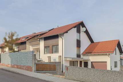 Haus zum Kaufen in Wettstetten 450.000,00 € 113 m²