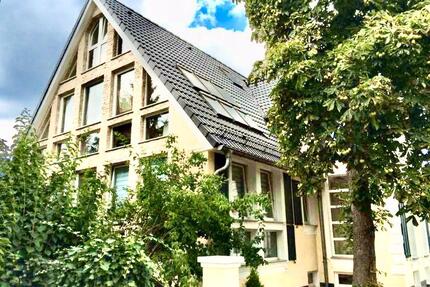 120m2 Wohnung in Villa, Terrasse, Kamin, Keller + Privatparkplatz - Potsdam Industriegelände