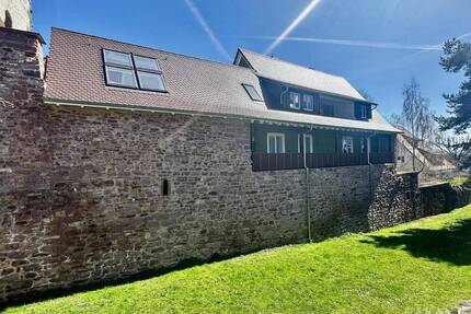 Charmantes Mehrfamilienhaus in historischer Lage von Neubulach