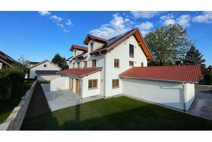 Haus zum Mieten in Neuching 2.800,00 € 187.3 m²