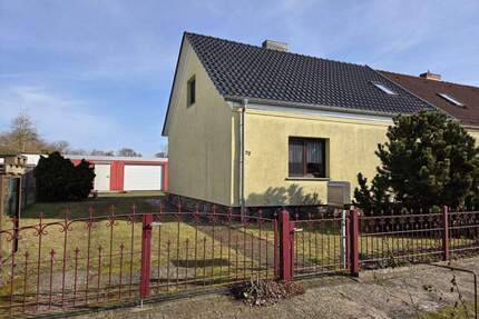 Gepflegte und modernisierte DHH auf dem Land - Krien