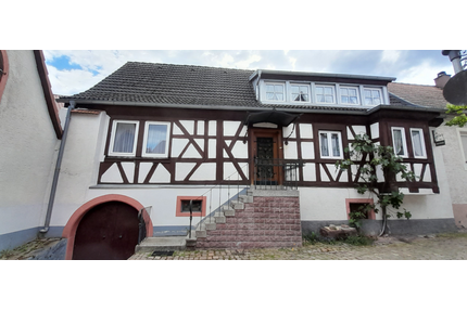 Haus zum Kaufen in Rhodt unter Rietburg 275.000,00 € 78 m²