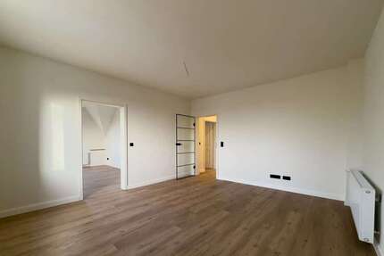 Wohnung zum Kaufen in Solingen 269.000,00 € 94 m²