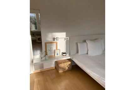 WG zimmer zu vergeben. - 450,00&nbsp;EUR Kaltmiete, ca.&nbsp; 30,00&nbsp;m&sup2; in Lingen (Ems) (PLZ: 49808)