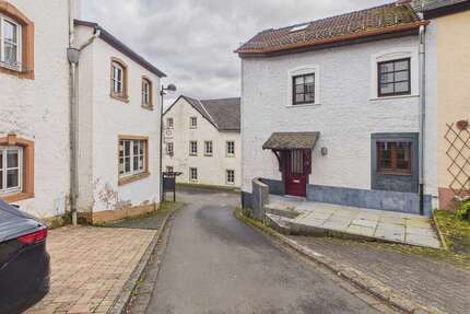 Haus zum Kaufen in Mürlenbach 79.000,00 € 80 m²