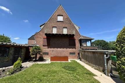 Haus zum Kaufen in Dormagen 745.000,00 € 200 m²