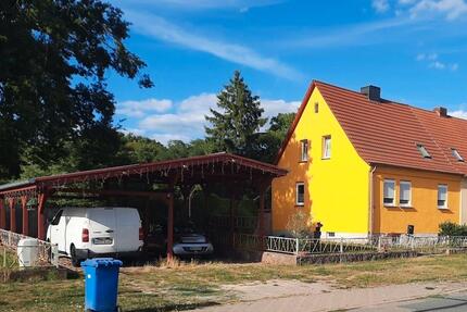 Doppelhaushälfte mit 1000qm Grund und mit zinsfreiem Darlehn - Osterburg (Altmark)