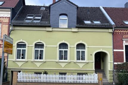 Großzügiges Wohnhaus mit historischem Charme zu verkaufen - Osterburg (Altmark)