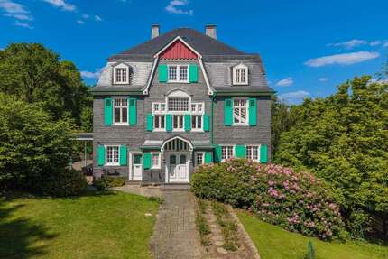 Haus zum Kaufen in Remscheid 1.500.000,00 € 512 m²