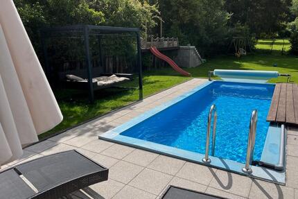 Anwesen mit 7.000 m² LagerhallePVWärmepumpe - Weinbach