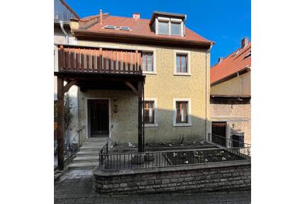 Wohnhaus Altstadt - 199.000,00&nbsp;EUR Kaufpreis, ca.&nbsp; 191,00&nbsp;m&sup2; in Dettelbach (PLZ: 97337)
