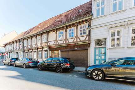 Haus zum Kaufen in Wolfenbüttel 640.000,00 € 480 m²