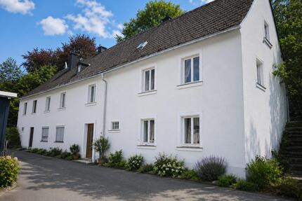 ⚡ 2 HÄUSER zum 1 Preis – für HANDWERKER – Nähe Autobahn – 600 €⚡ - Regnitzlosau