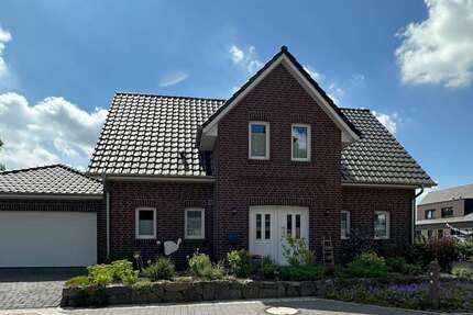 Haus zum Kaufen in Oldenburg Alexandersfeld 615.680,00 € 154 m² - Oldenburg / Alexandersfeld