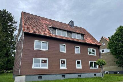 Tannenhöhe 1 - frisch renovierte 2 ZKB im DG *sofort verfügbar* - Clausthal-Zellerfeld