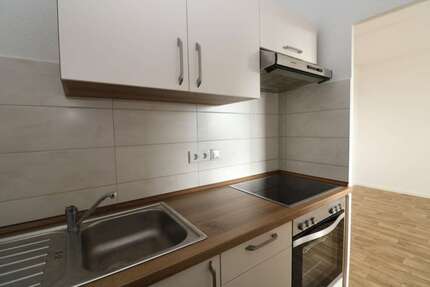 Wohnung zum Mieten in Freiberg 329,00 € 34.07 m²